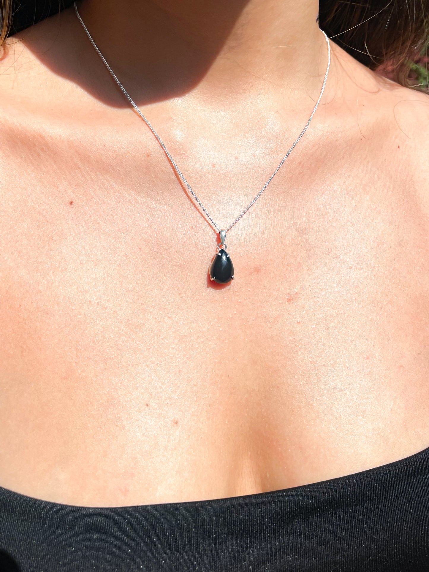 Collar ”Tears” Ónix (cadena+dije)