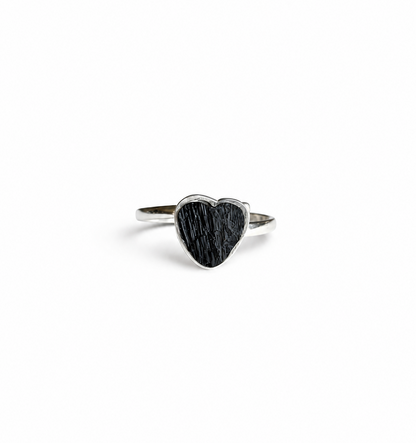 Anillo Corazón Turmalina Negra