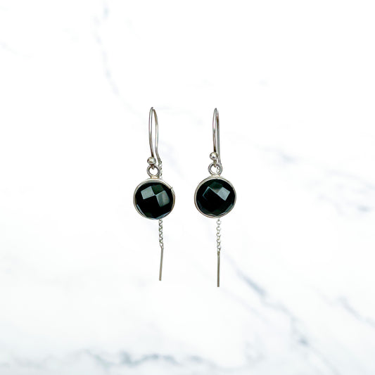 Aretes Cápsula Ónix Negro